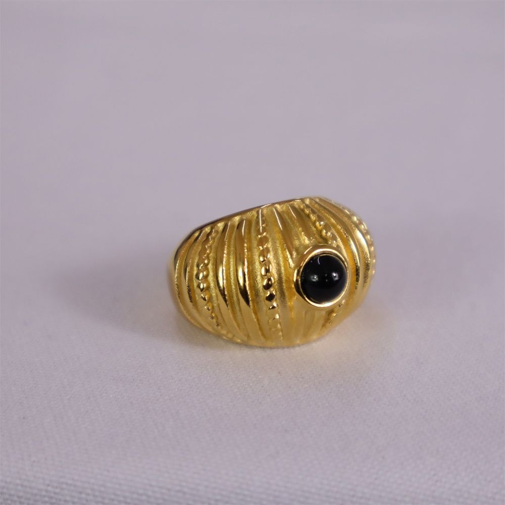 Anillo piedra negra