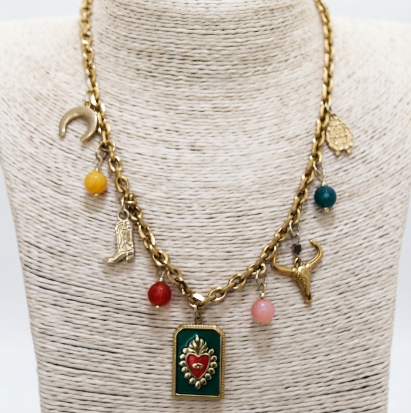 Collar Sagrado Corazon